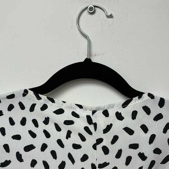 MILEY + MOLLY Blouse for women usable in the office in black and white size M - Picture 10 of 10